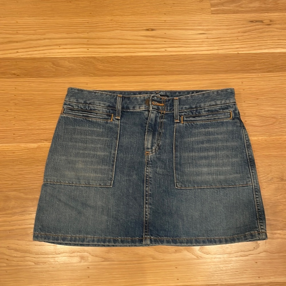 Vintage denim miniskirt, excellent condition, size 4